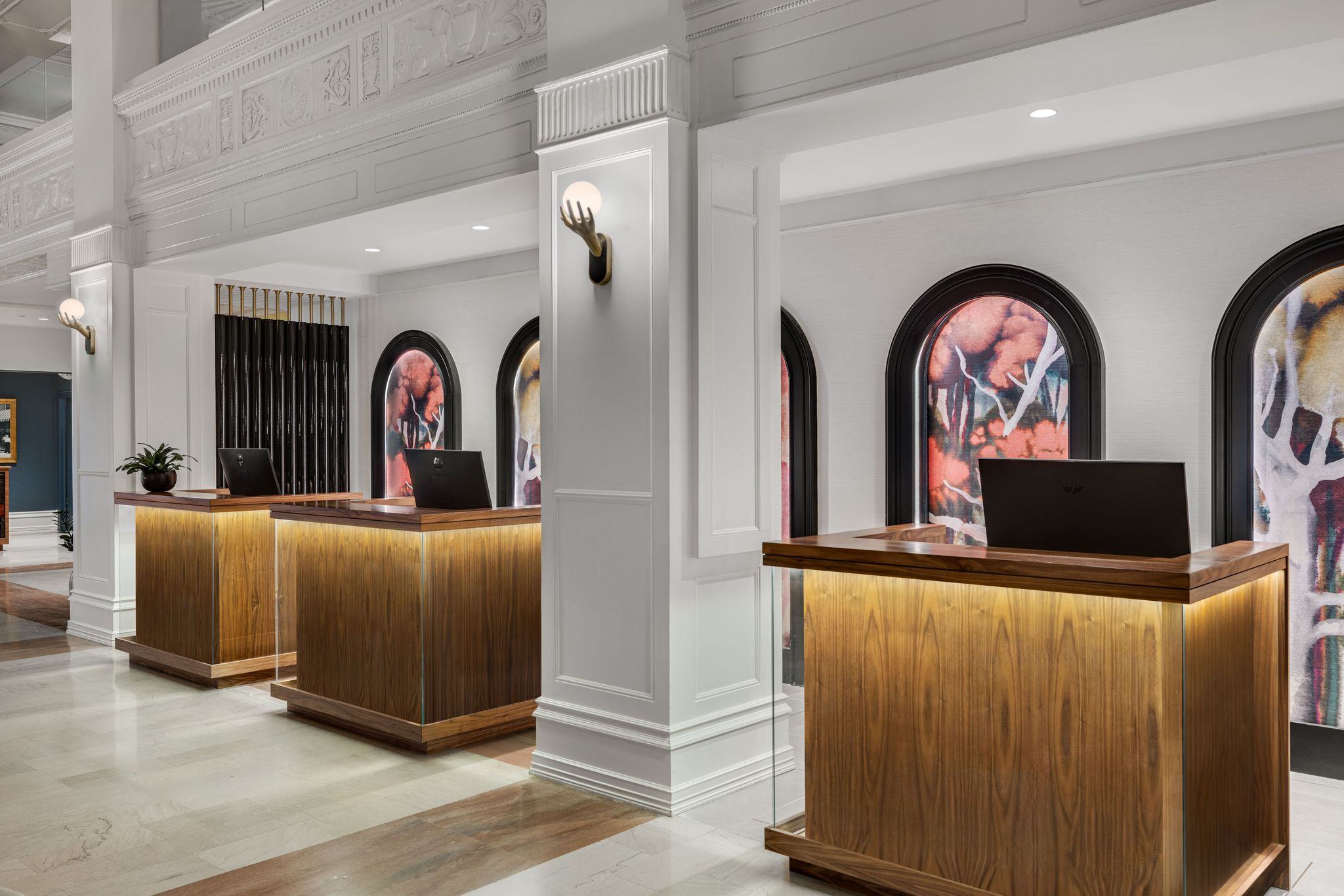 front desk of the gunter hotel